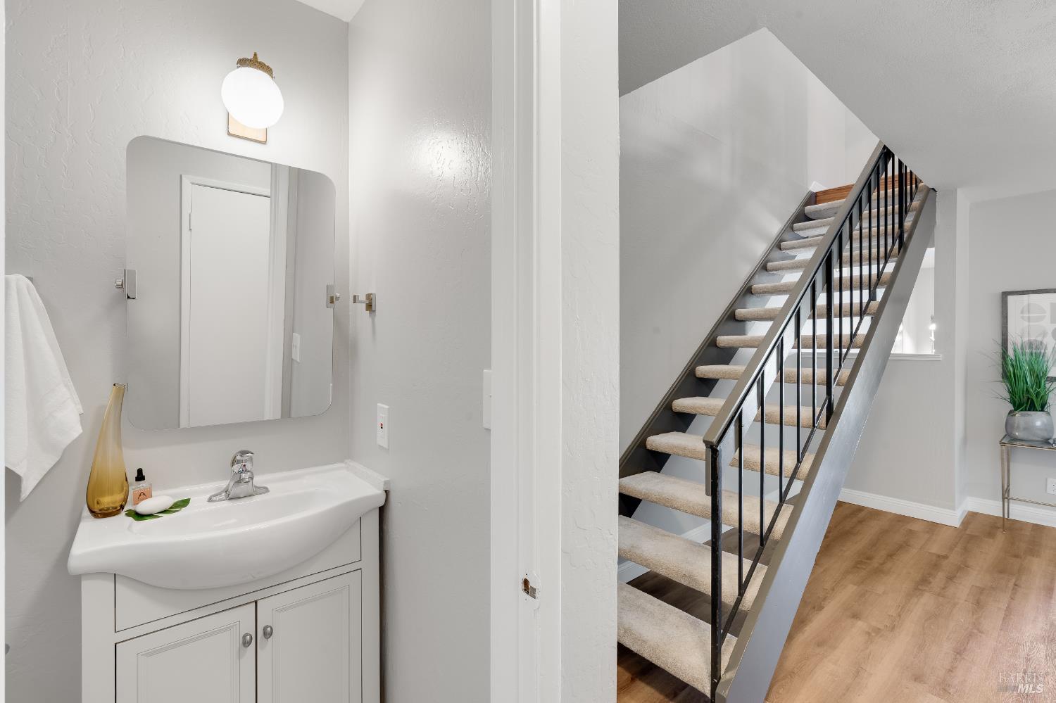 Detail Gallery Image 4 of 83 For 118 Summerwood Pl, Concord,  CA 94518 - 3 Beds | 2/1 Baths