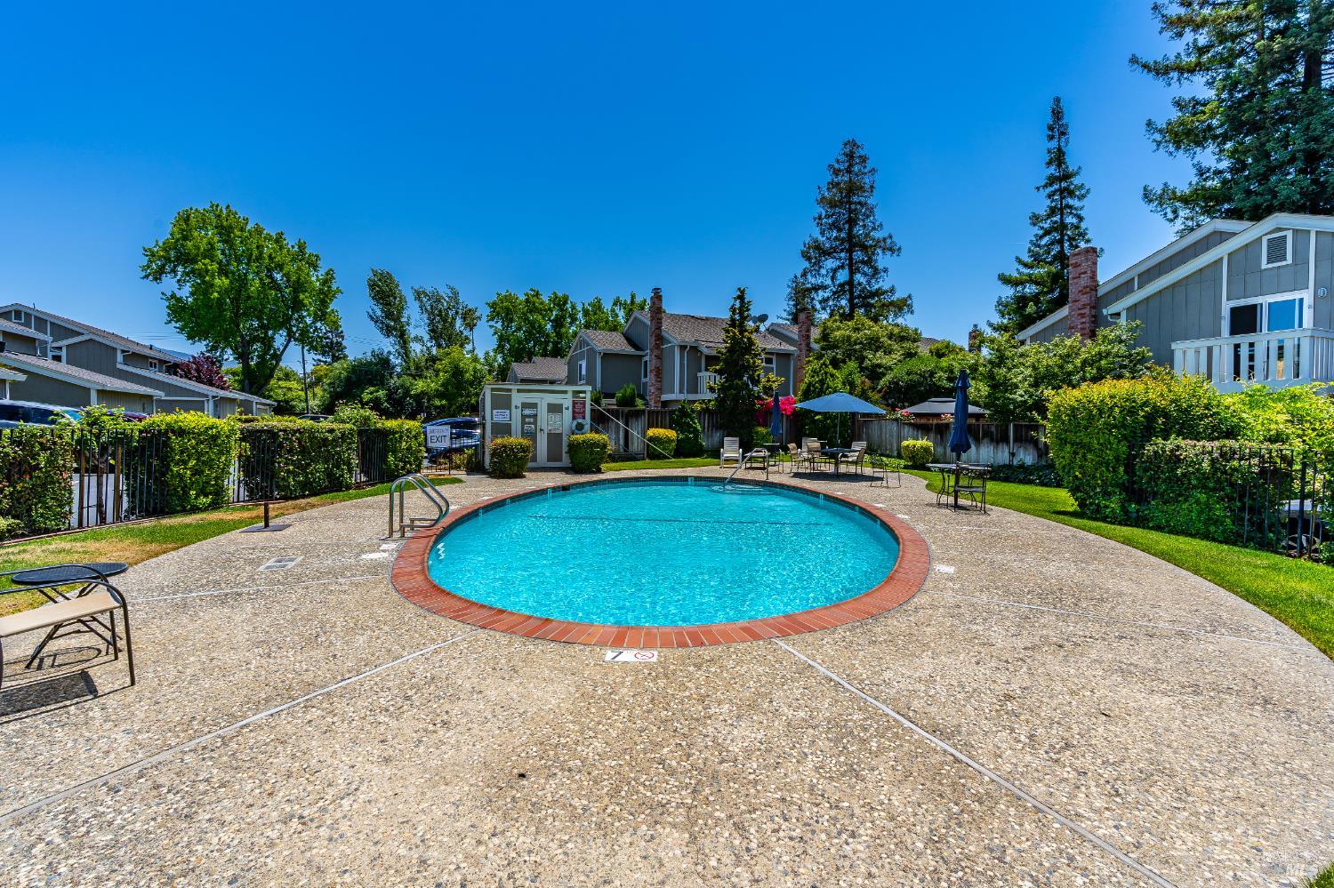 Detail Gallery Image 53 of 83 For 118 Summerwood Pl, Concord,  CA 94518 - 3 Beds | 2/1 Baths