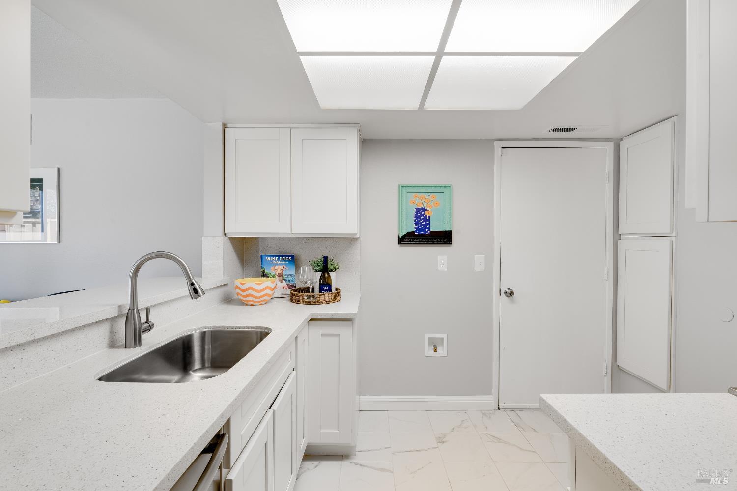 Detail Gallery Image 16 of 83 For 118 Summerwood Pl, Concord,  CA 94518 - 3 Beds | 2/1 Baths