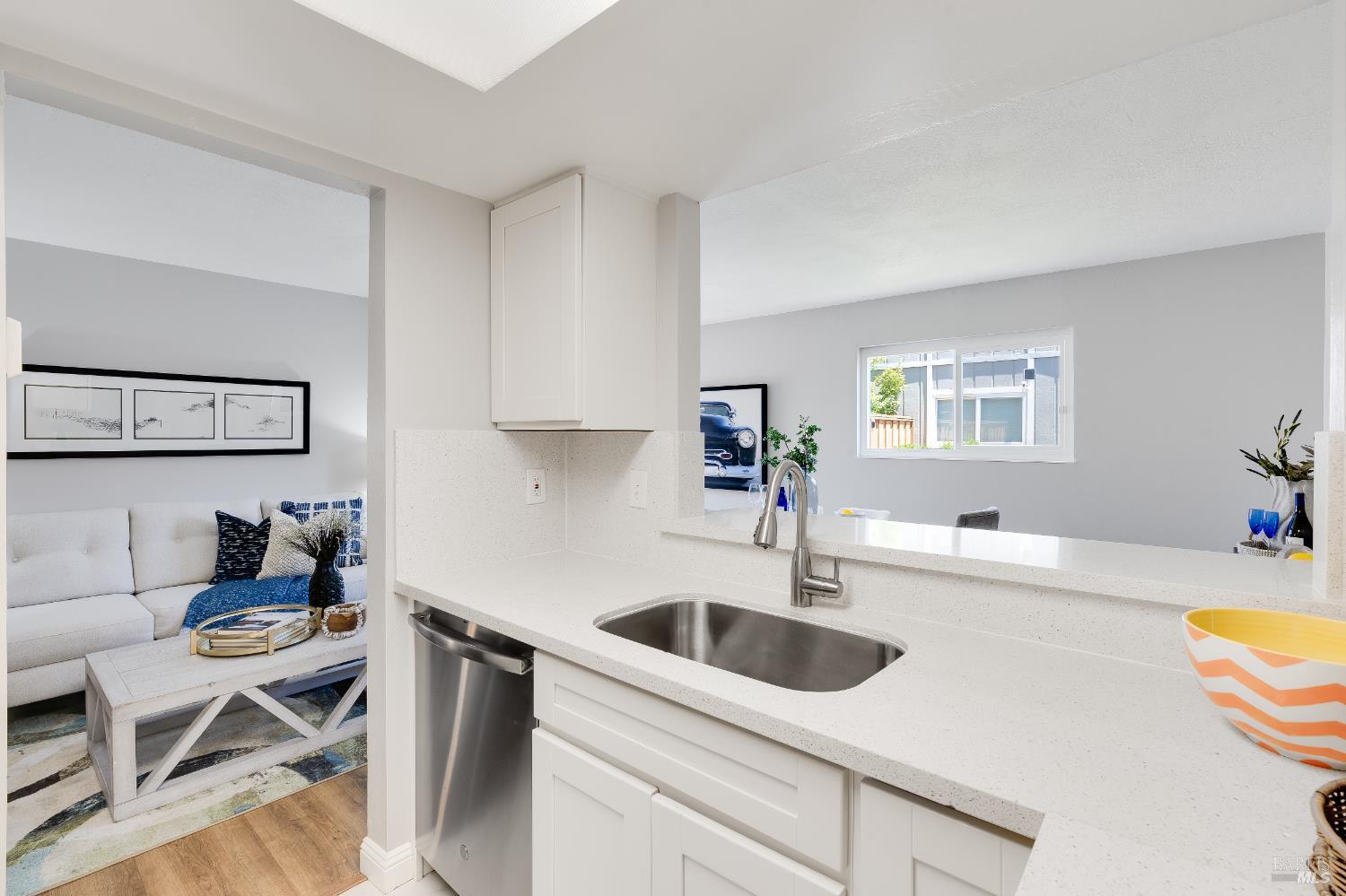 Detail Gallery Image 20 of 83 For 118 Summerwood Pl, Concord,  CA 94518 - 3 Beds | 2/1 Baths