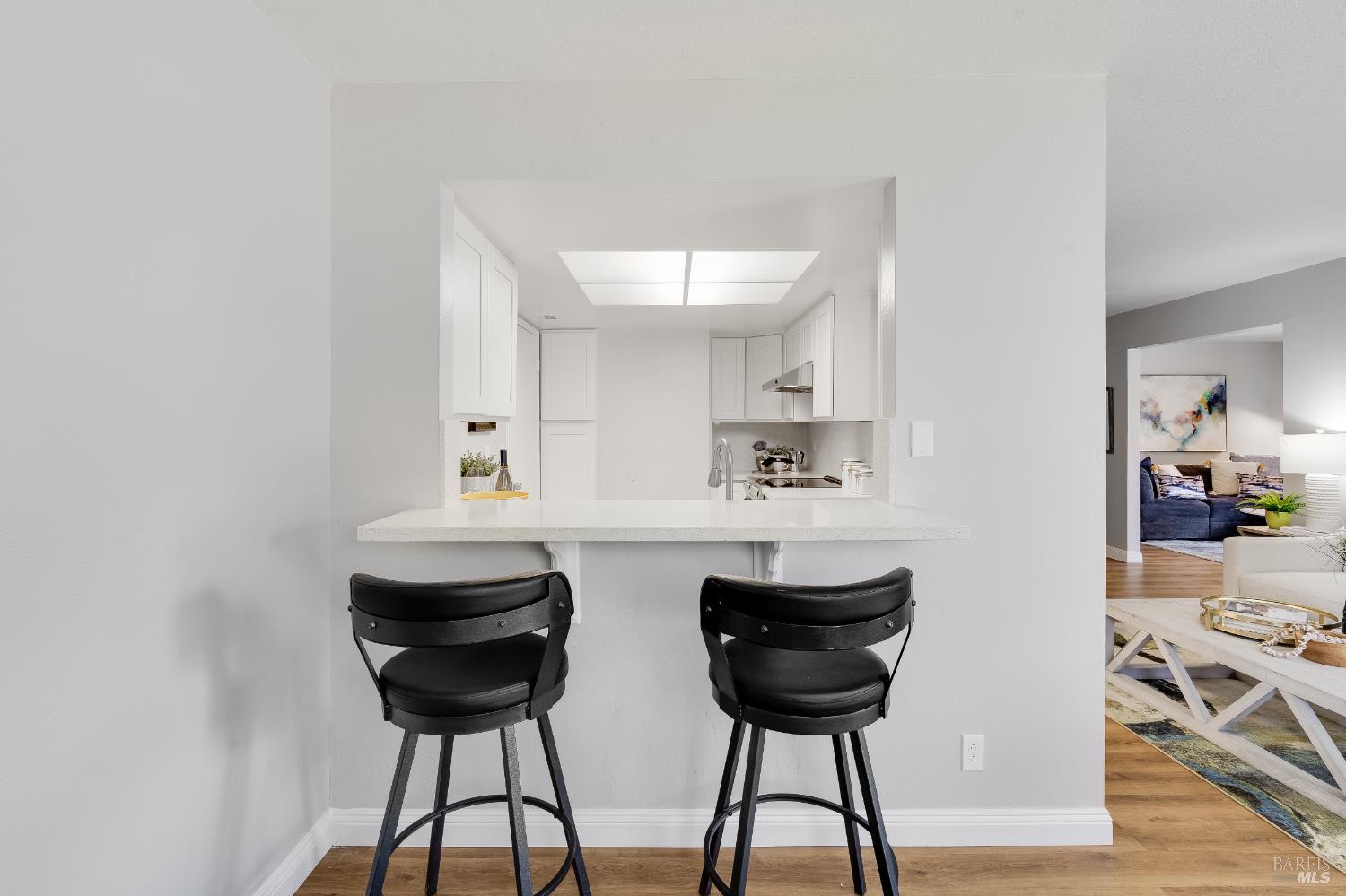Detail Gallery Image 15 of 83 For 118 Summerwood Pl, Concord,  CA 94518 - 3 Beds | 2/1 Baths