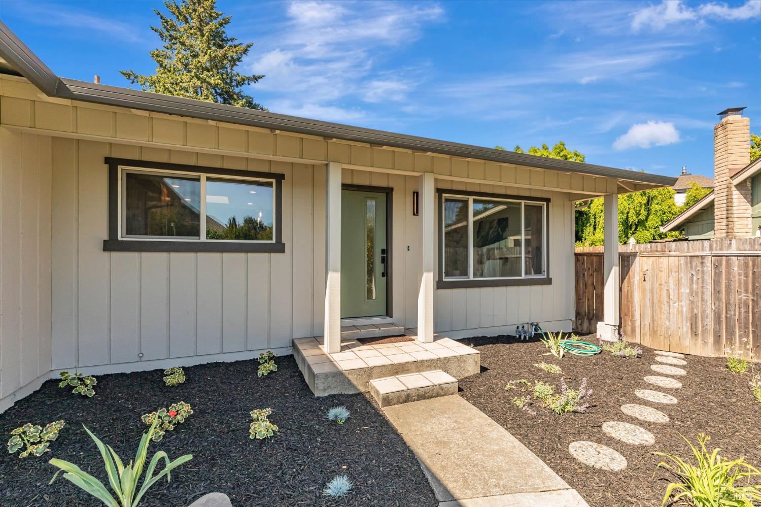 Leonard Avenue, Santa Rosa, California image 4
