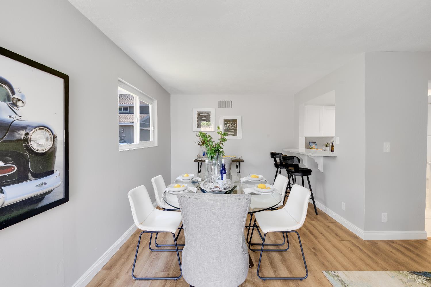 Detail Gallery Image 12 of 83 For 118 Summerwood Pl, Concord,  CA 94518 - 3 Beds | 2/1 Baths
