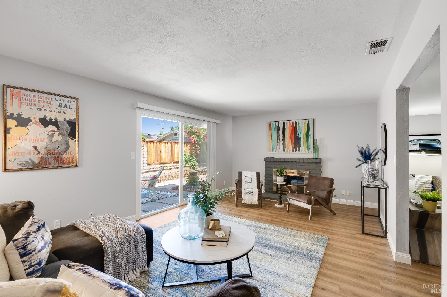 Detail Gallery Image 24 of 83 For 118 Summerwood Pl, Concord,  CA 94518 - 3 Beds | 2/1 Baths