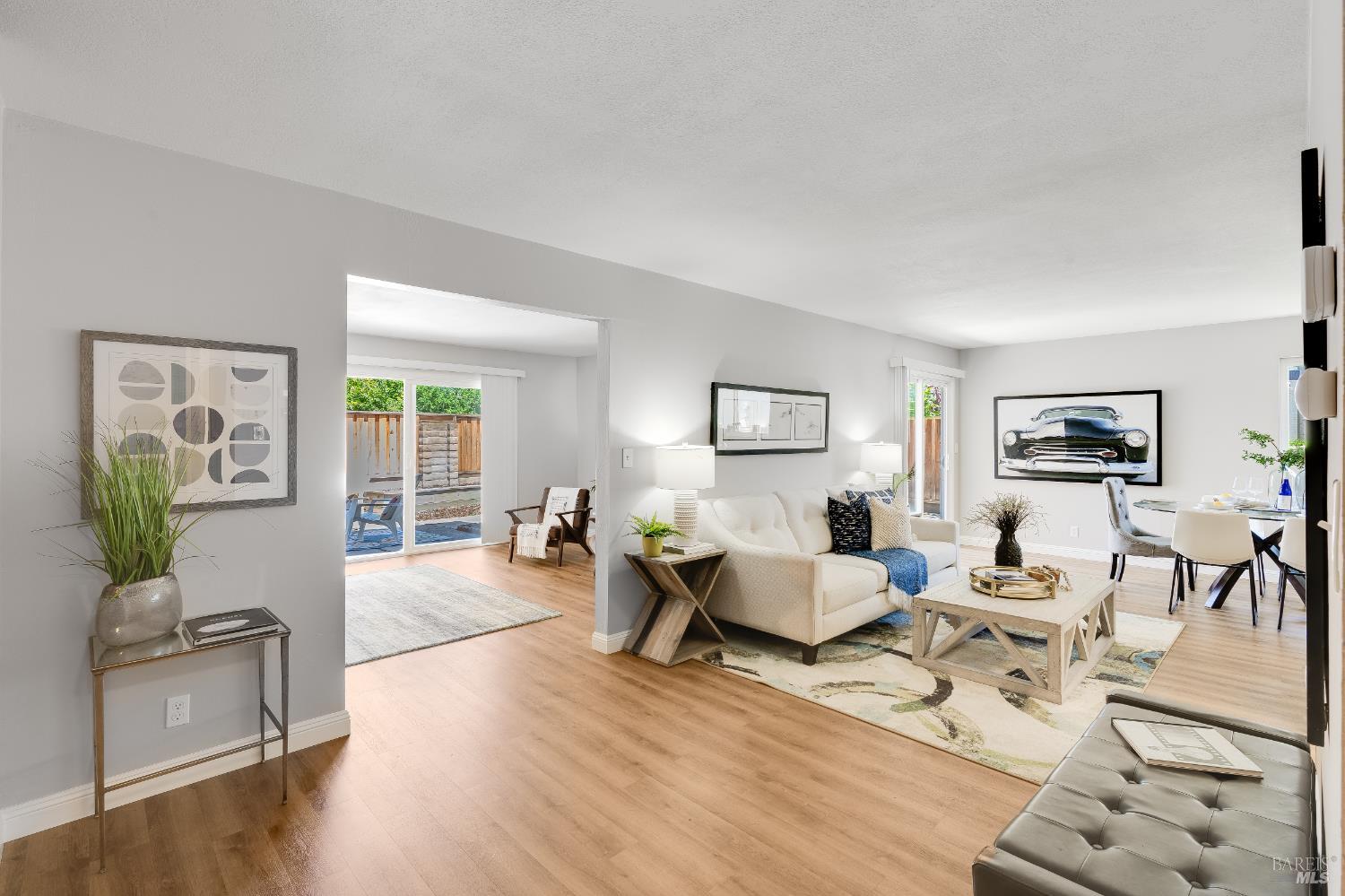 Detail Gallery Image 7 of 83 For 118 Summerwood Pl, Concord,  CA 94518 - 3 Beds | 2/1 Baths