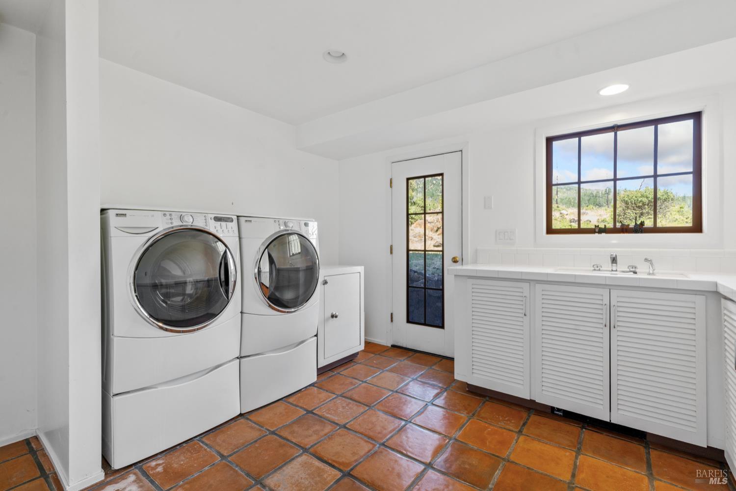 Detail Gallery Image 24 of 43 For Address Is Not Disclosed, Kenwood,  CA 95452 - 2 Beds | 2/1 Baths