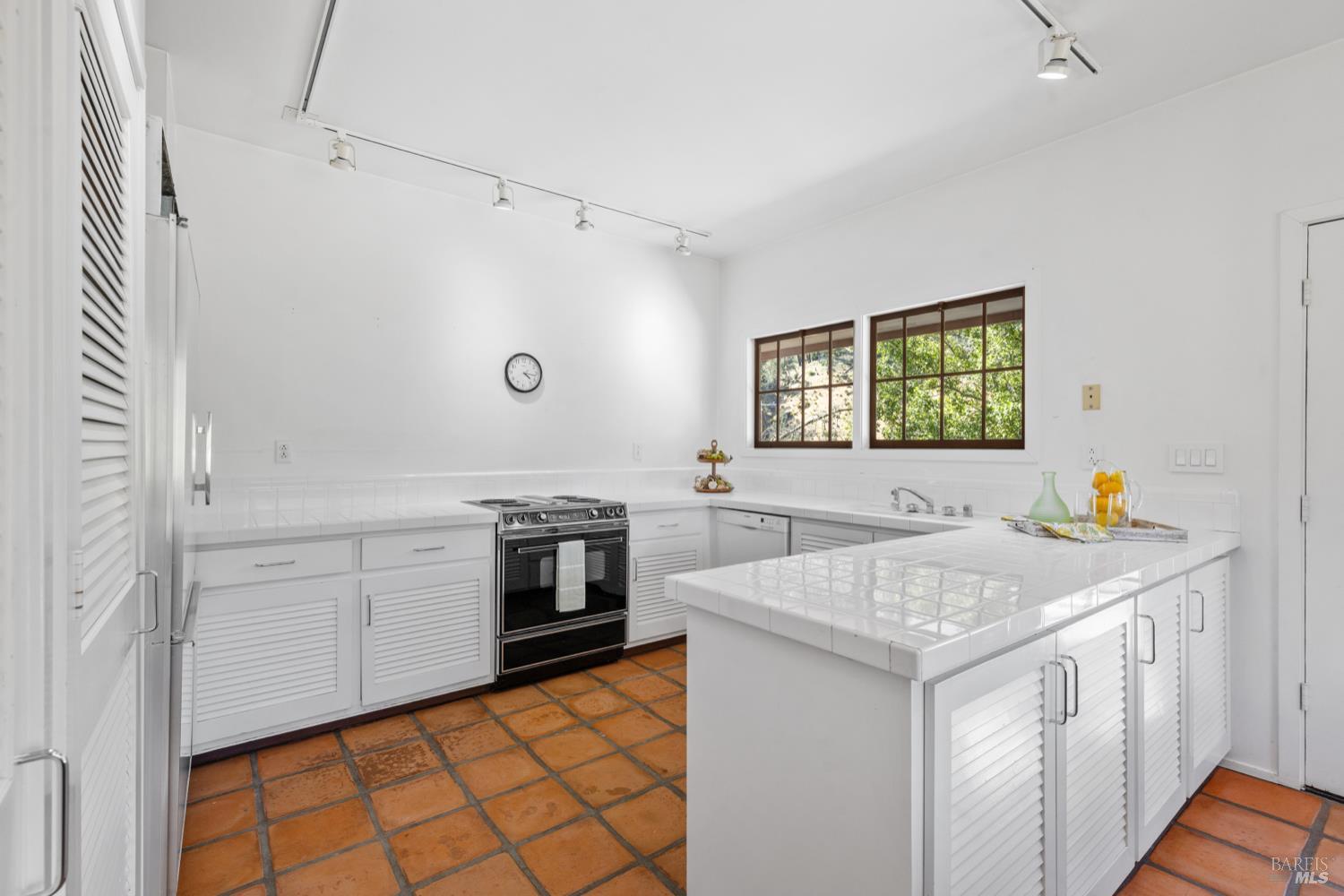 Detail Gallery Image 12 of 43 For Address Is Not Disclosed, Kenwood,  CA 95452 - 2 Beds | 2/1 Baths