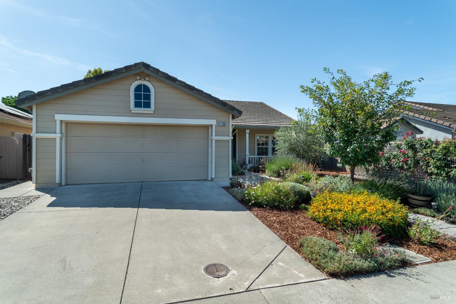 Detail Gallery Image 6 of 37 For 1735 Marenda Dr, Dixon,  CA 95620 - 3 Beds | 2 Baths
