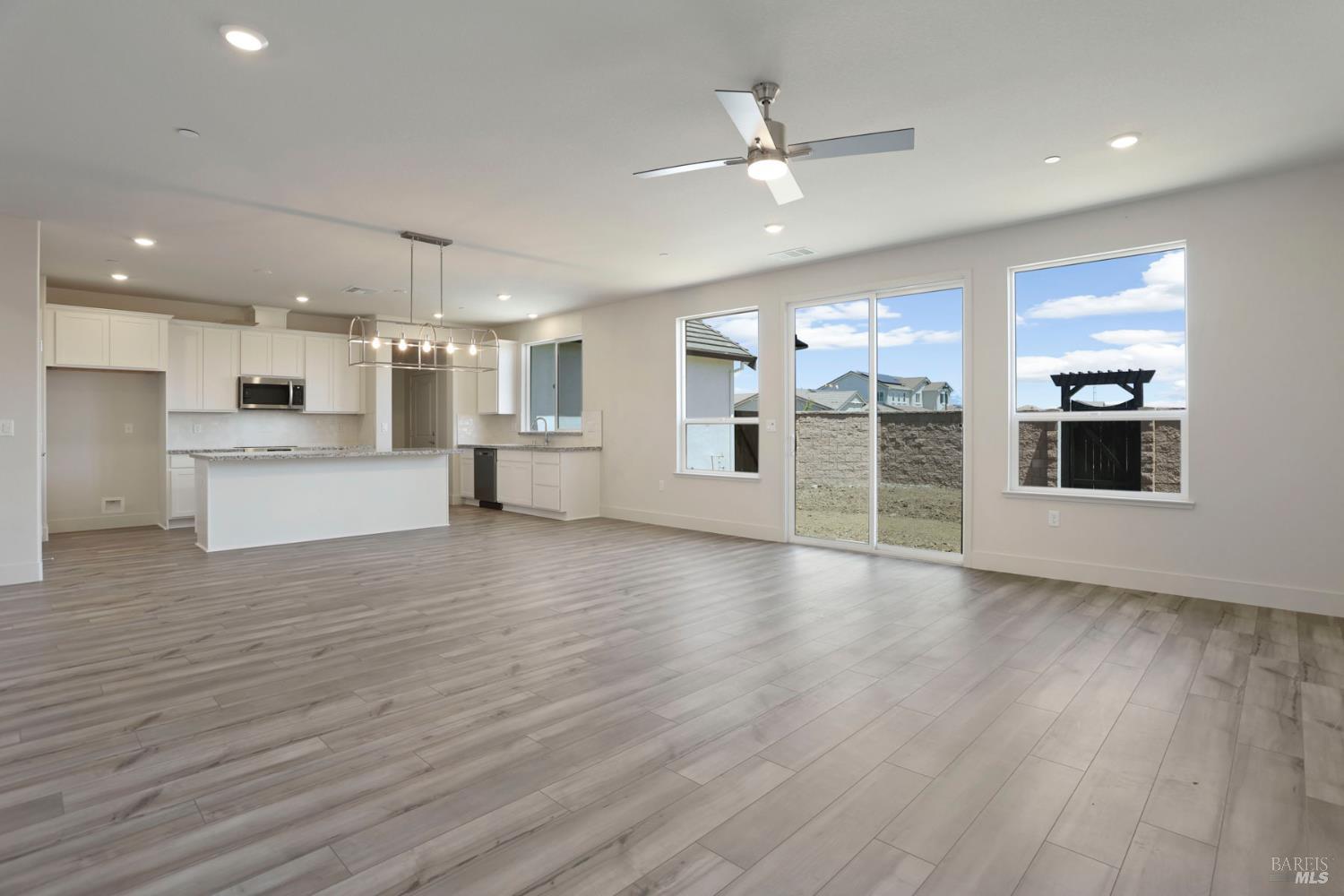 Carrol Way, Vacaville, California image 7