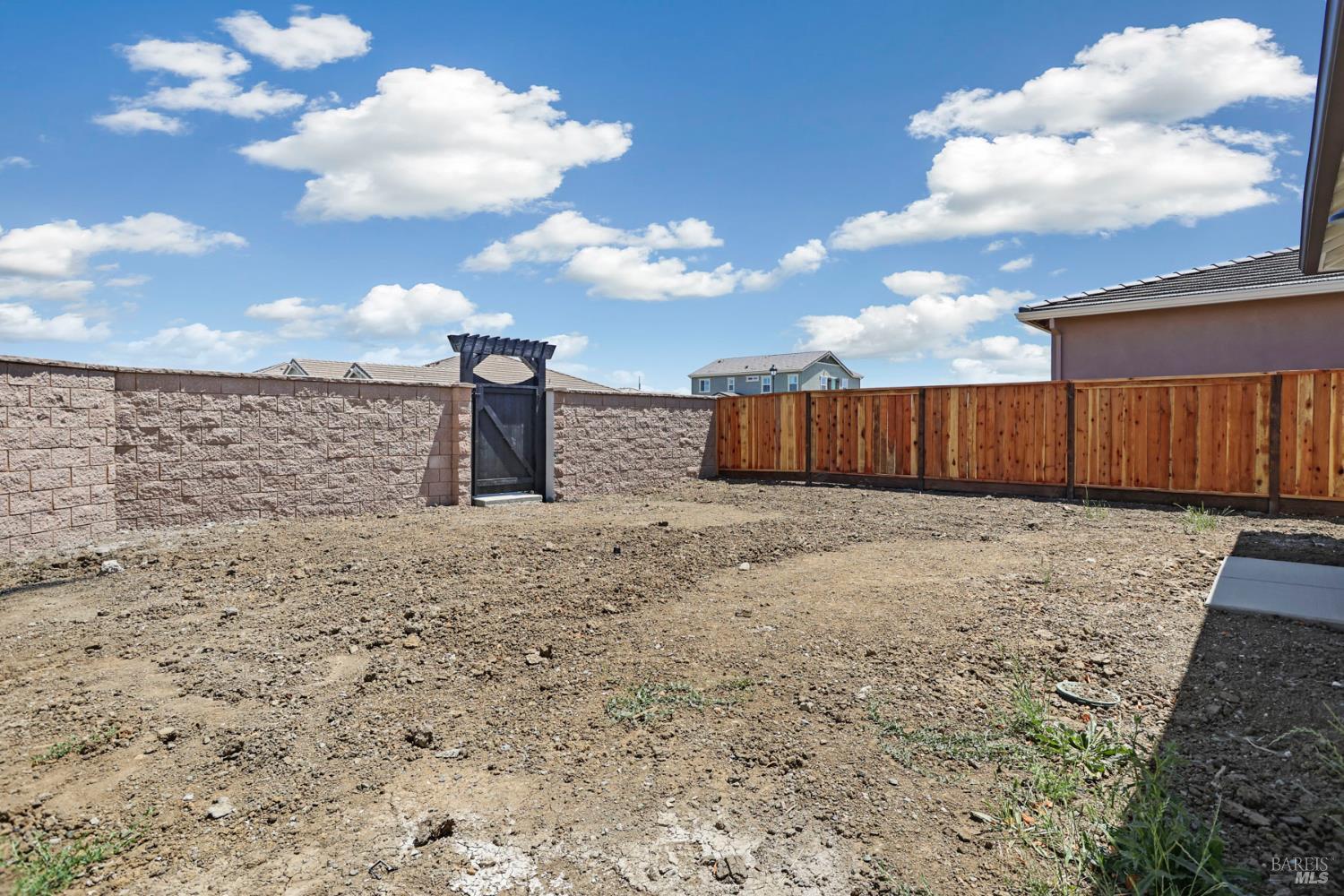 Carrol Way, Vacaville, California image 31