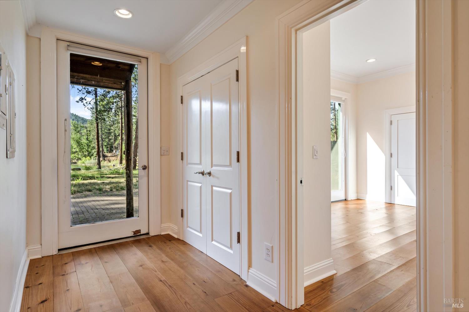 Detail Gallery Image 21 of 44 For 9925 Oro Fino Rd, Fort Jones,  CA 96032 - 3 Beds | 3 Baths