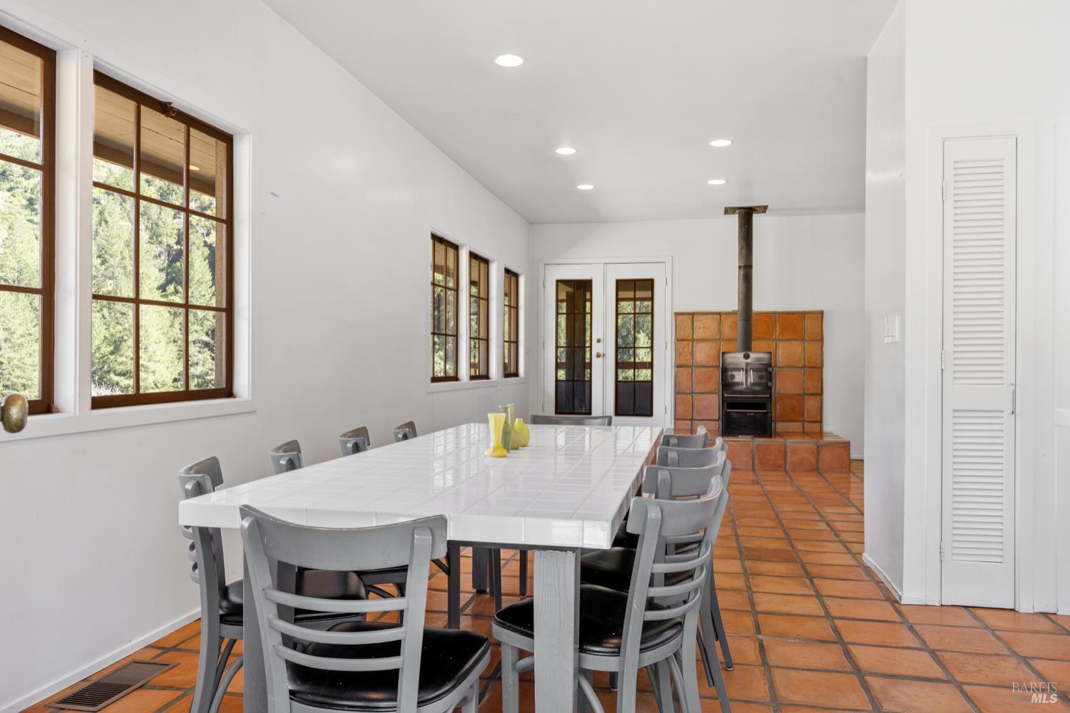 Detail Gallery Image 4 of 43 For Address Is Not Disclosed, Kenwood,  CA 95452 - 2 Beds | 2/1 Baths