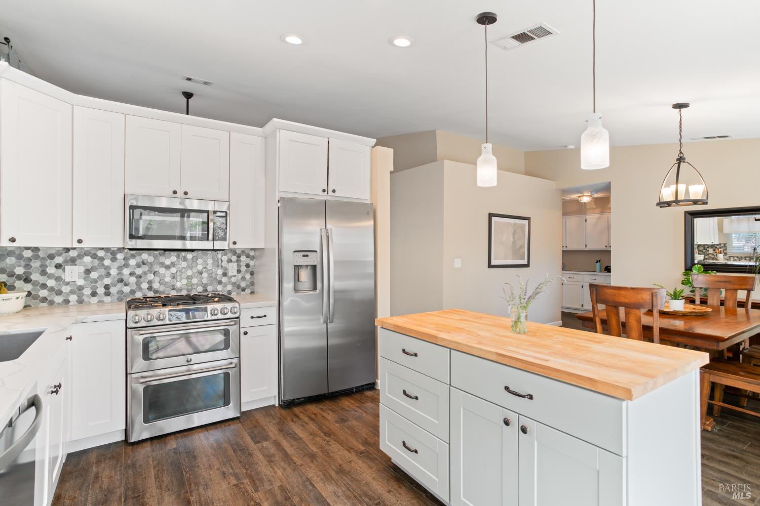 Detail Gallery Image 32 of 37 For 1735 Marenda Dr, Dixon,  CA 95620 - 3 Beds | 2 Baths