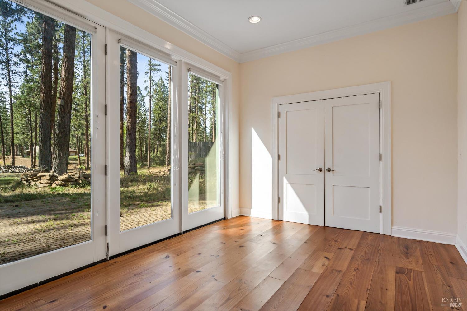 Detail Gallery Image 22 of 44 For 9925 Oro Fino Rd, Fort Jones,  CA 96032 - 3 Beds | 3 Baths