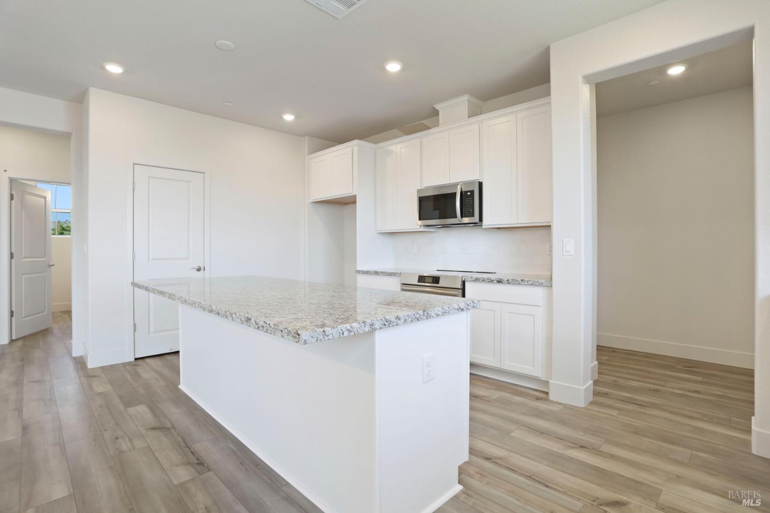 Carrol Way, Vacaville, California image 13