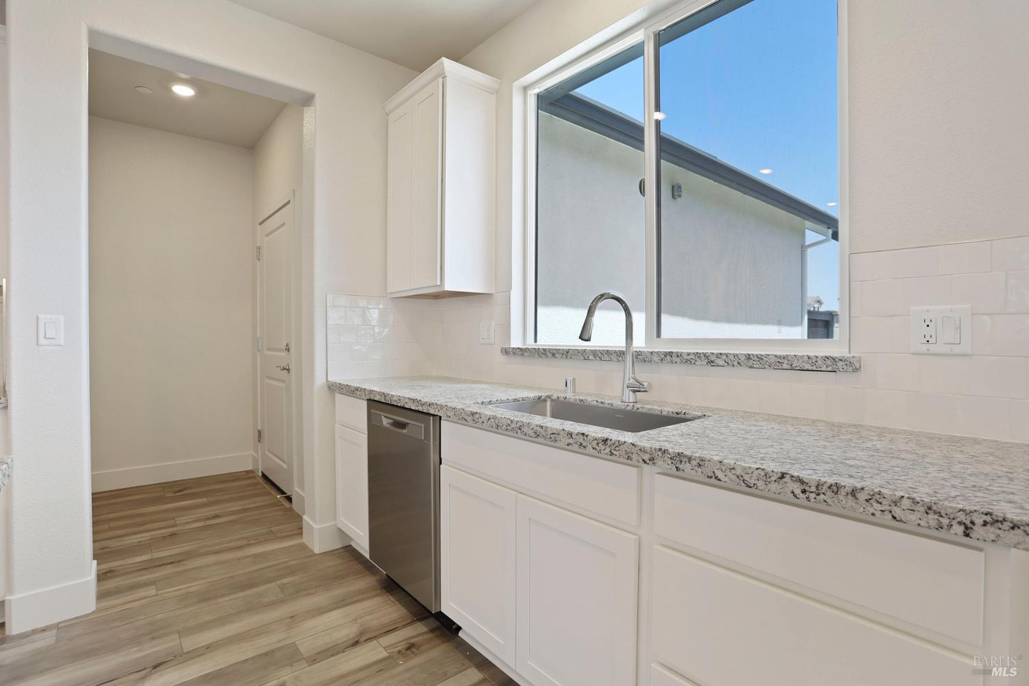 Carrol Way, Vacaville, California image 14