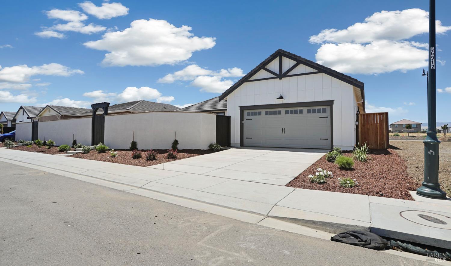 Carrol Way, Vacaville, California image 2