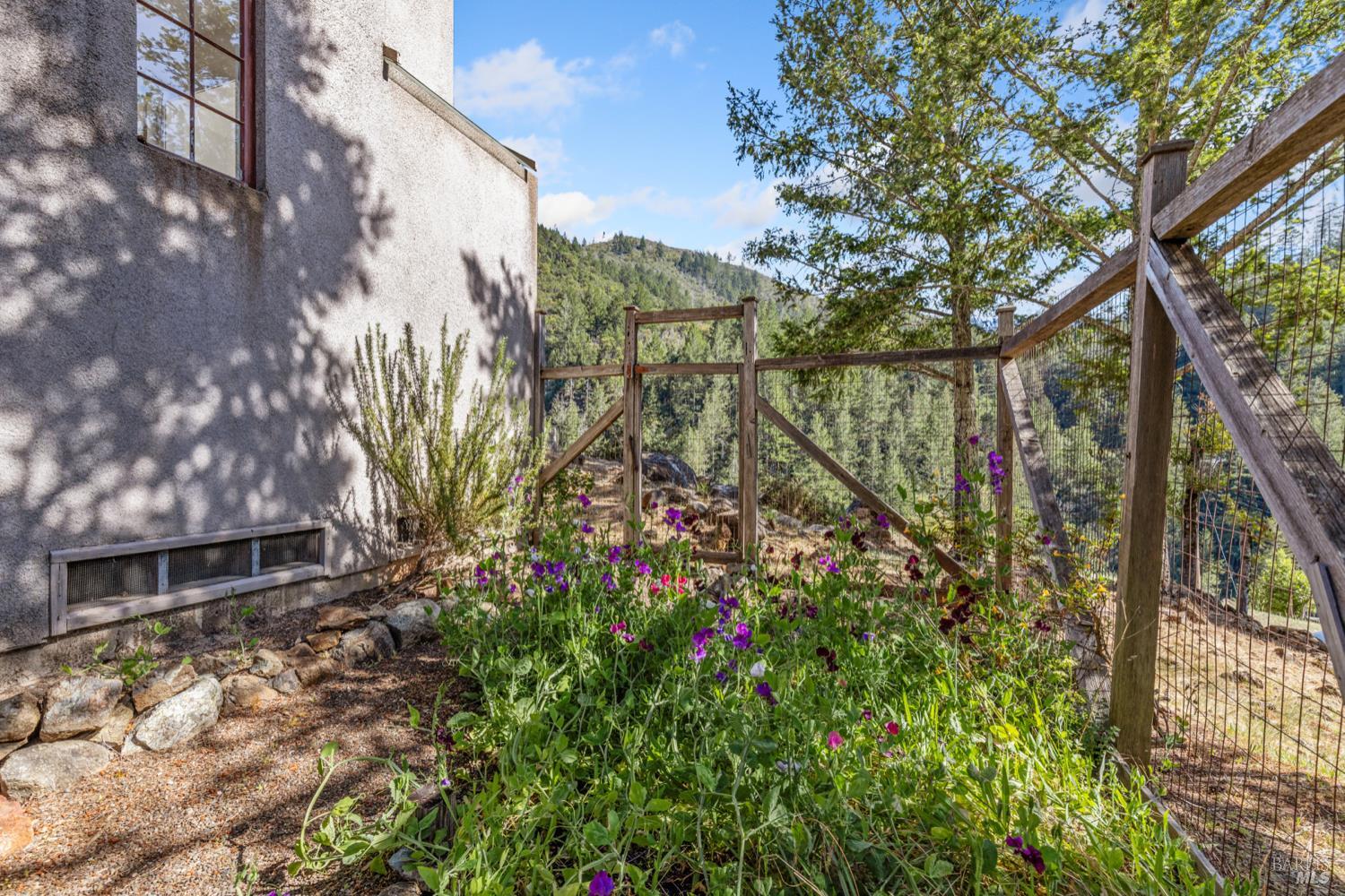 Detail Gallery Image 33 of 43 For Address Is Not Disclosed, Kenwood,  CA 95452 - 2 Beds | 2/1 Baths