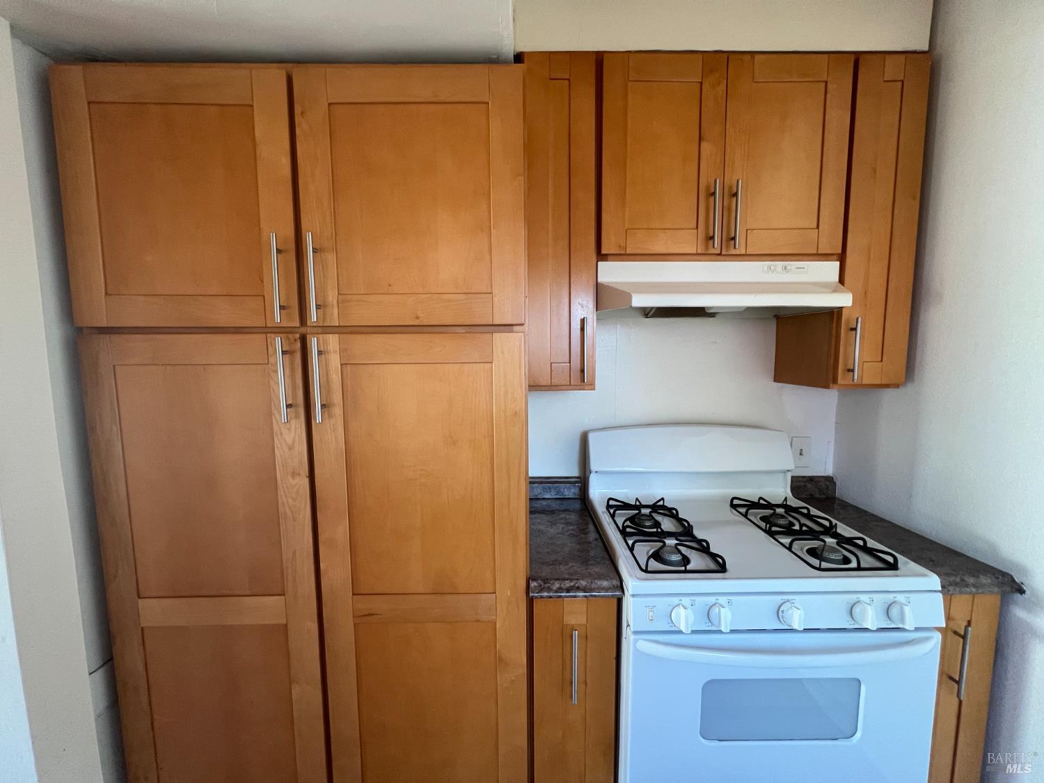 Detail Gallery Image 3 of 17 For 3519 Hazelwood St, Vallejo,  CA 94591 - 3 Beds | 2 Baths