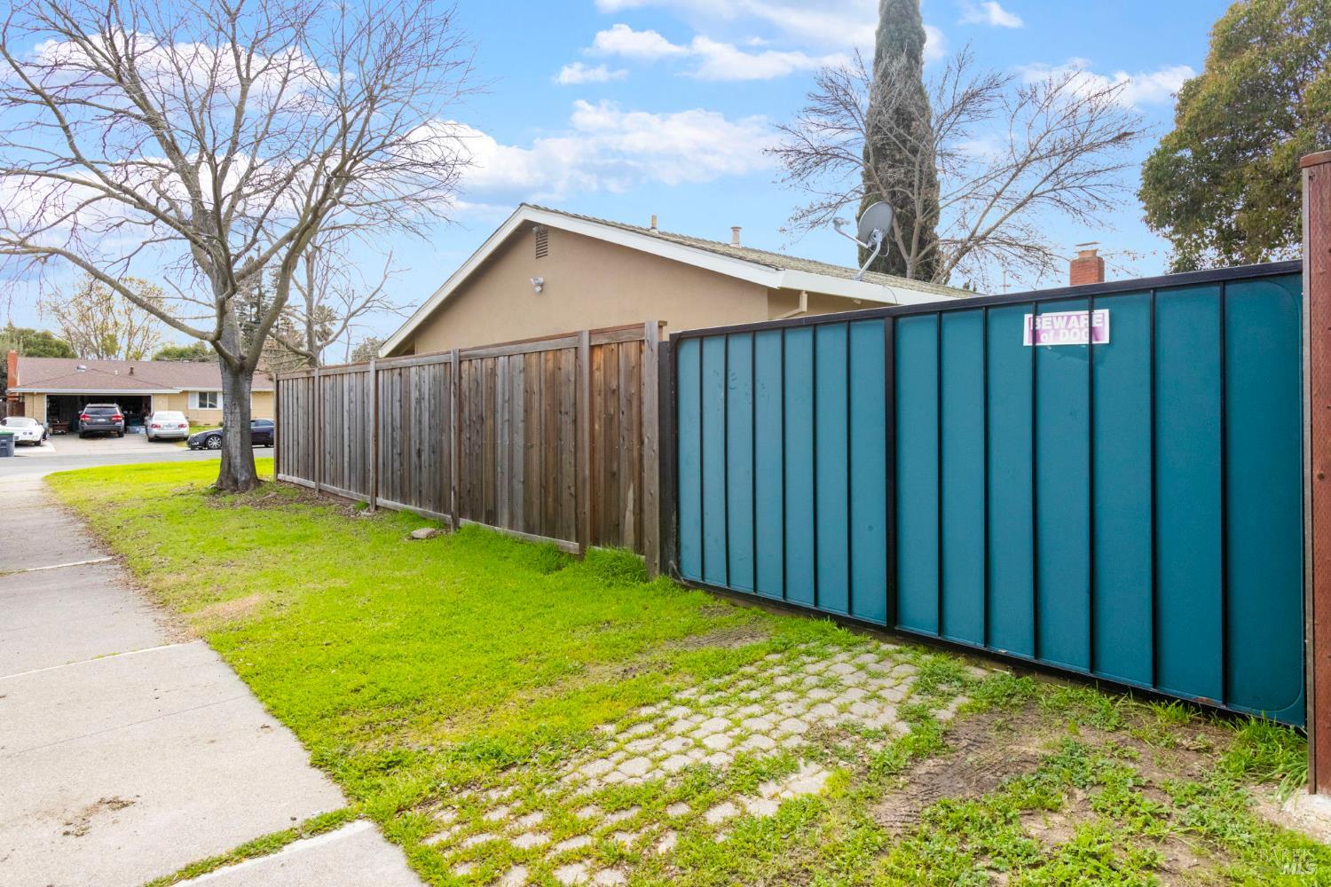 Dahlia Street, Fairfield, California image 25
