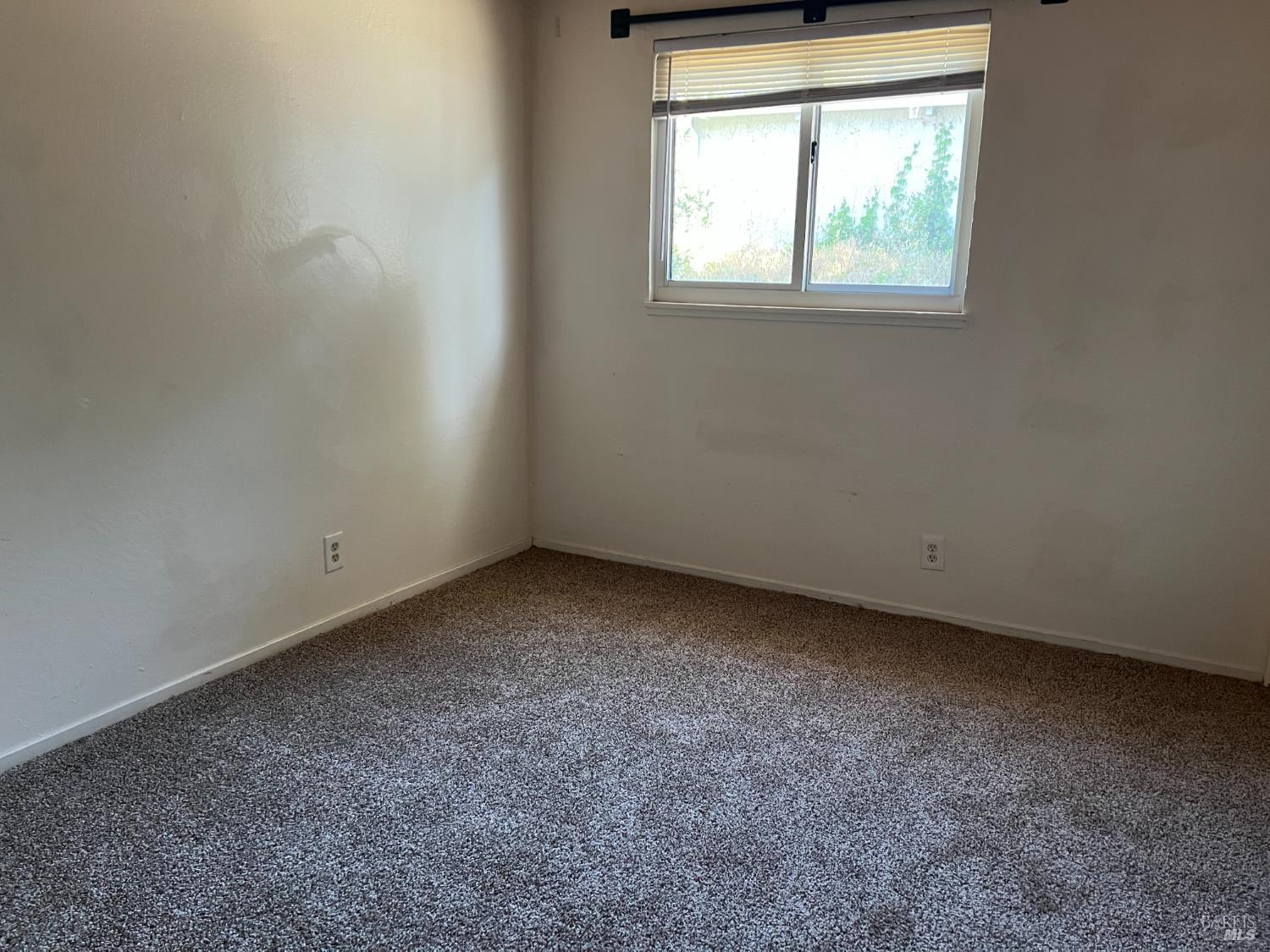 Detail Gallery Image 9 of 17 For 3519 Hazelwood St, Vallejo,  CA 94591 - 3 Beds | 2 Baths