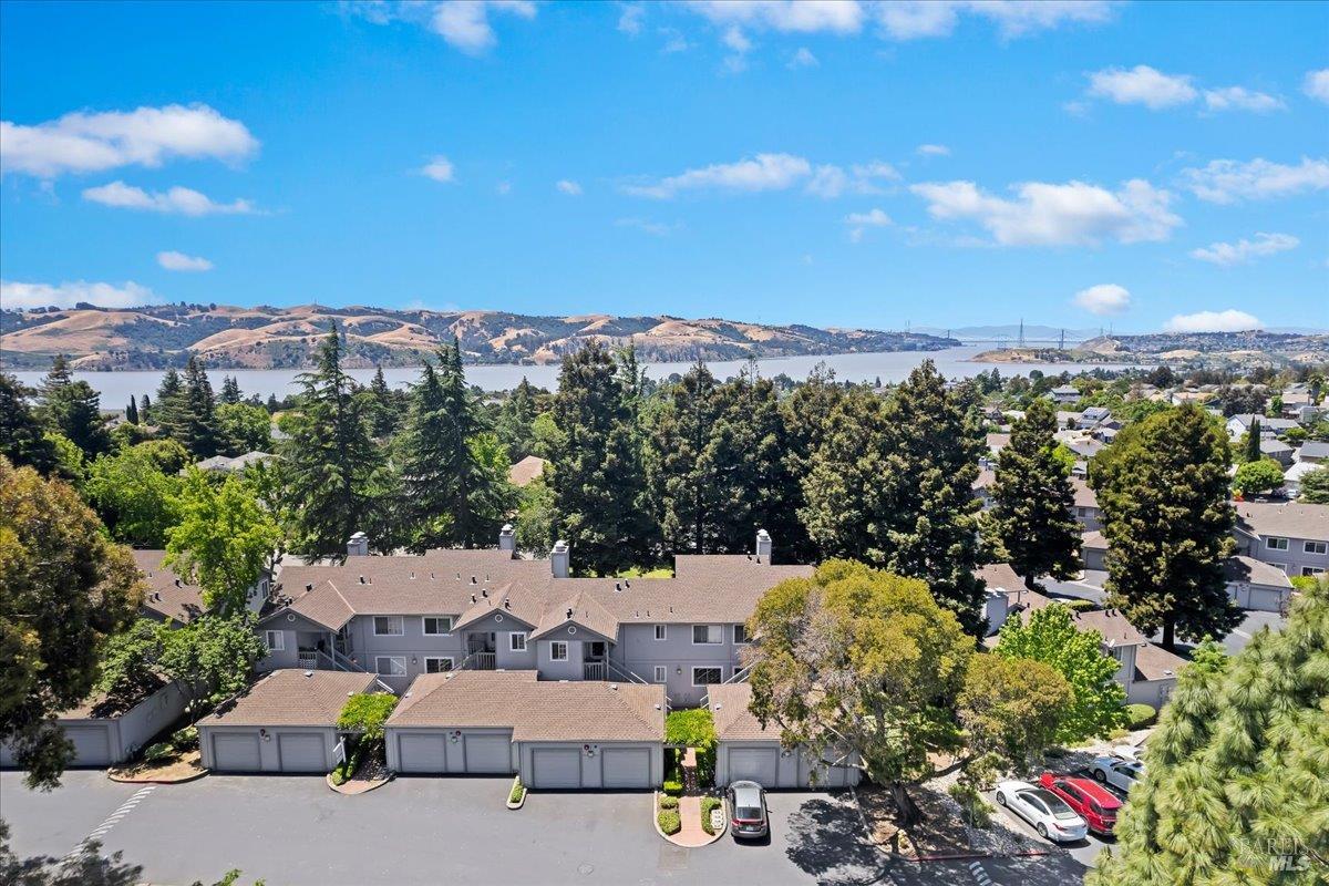 Detail Gallery Image 1 of 1 For 324 Blanchard Ln, Benicia,  CA 94510 - 3 Beds | 2 Baths