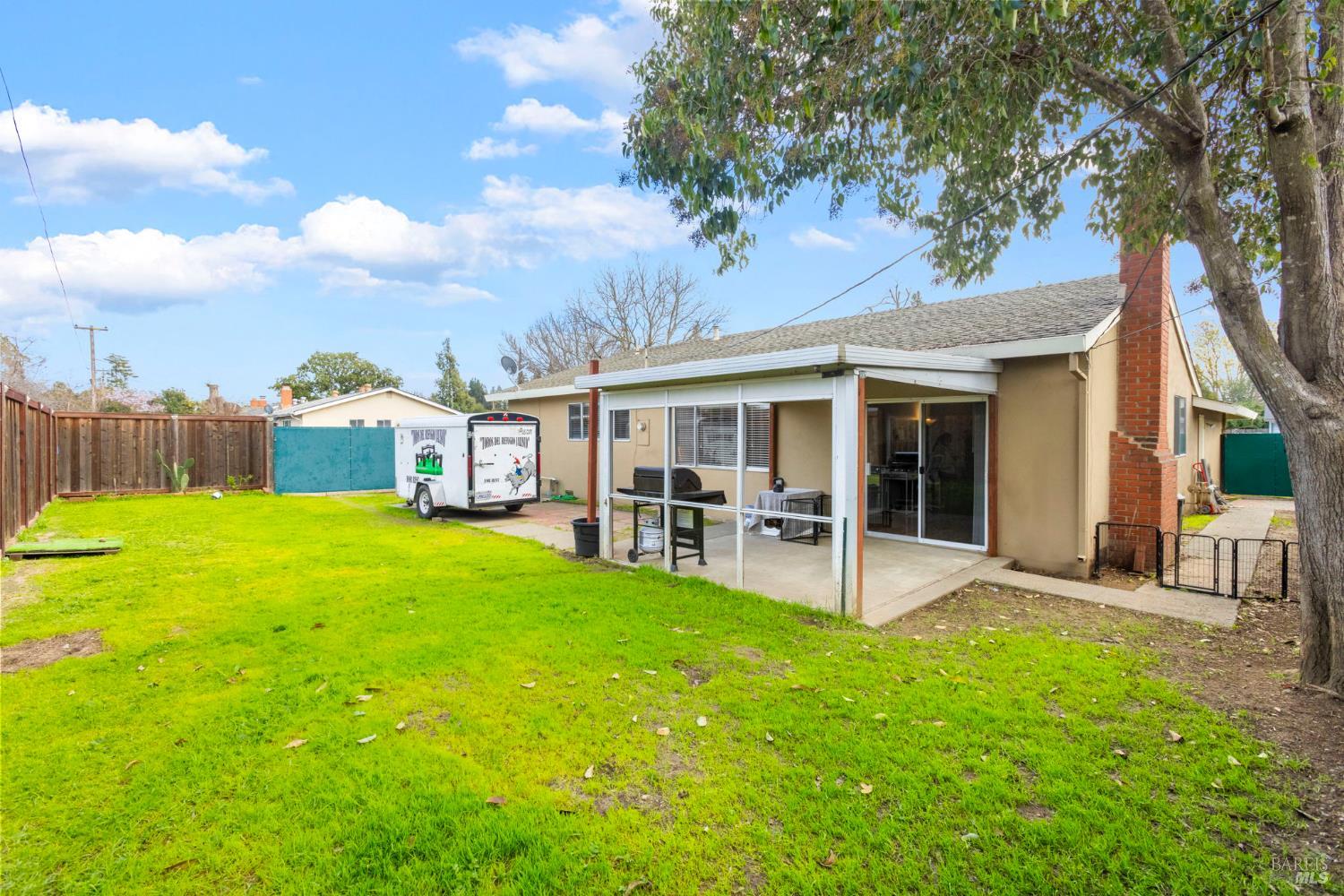 Dahlia Street, Fairfield, California image 21