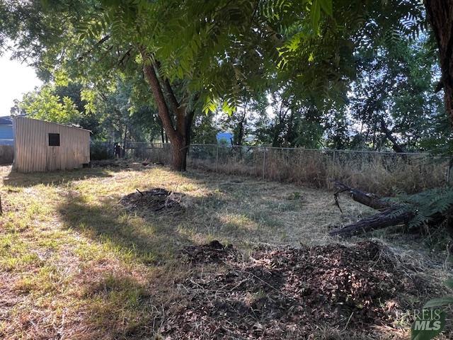Detail Gallery Image 4 of 14 For 341 Norgard Ln, Ukiah,  CA 95482 - 3 Beds | 2 Baths