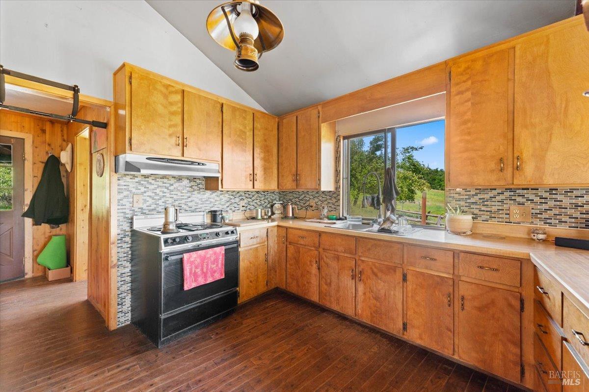 Detail Gallery Image 38 of 57 For 125 Cedar Gulch Rd, Hayfork,  CA 96041 - 2 Beds | 2 Baths