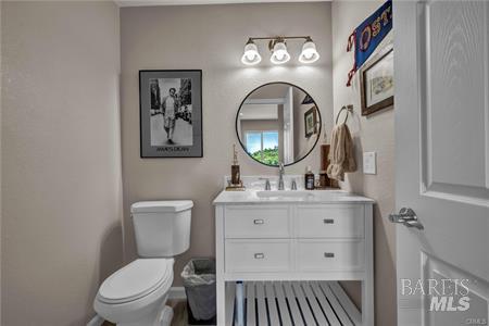 Detail Gallery Image 15 of 39 For 9781 Venturi Dr, Cobb,  CA 95426 - 4 Beds | 2/1 Baths