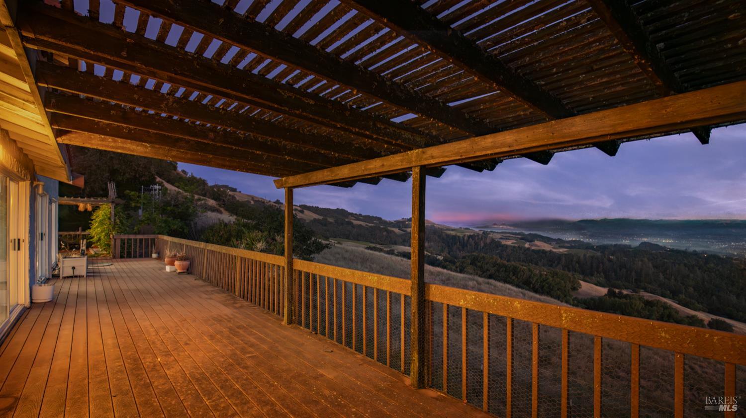 Detail Gallery Image 85 of 92 For 5750 Lichau Rd, Penngrove,  CA 94951 - 5 Beds | 4/1 Baths