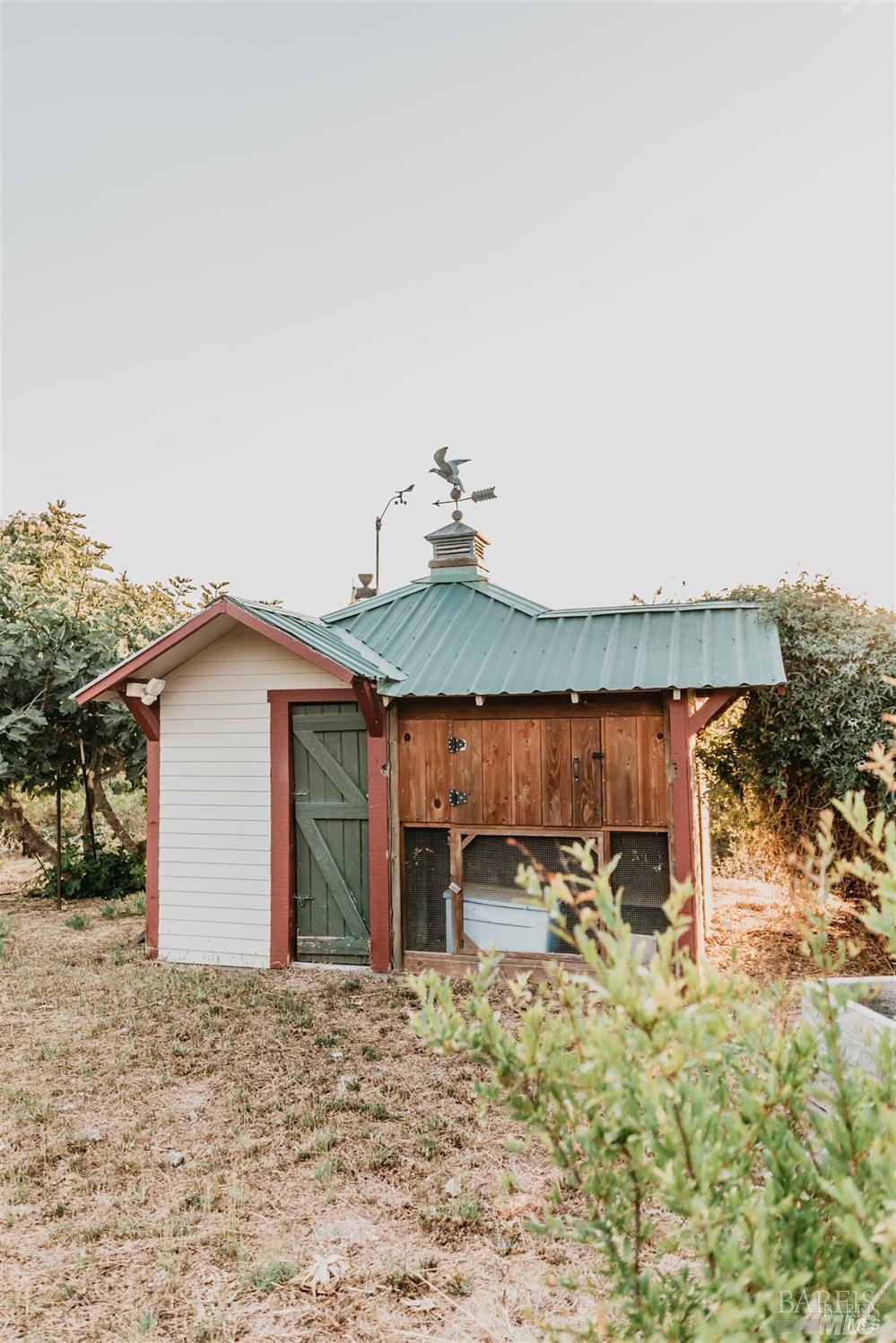 Detail Gallery Image 10 of 99 For 49100 Wickersham Rd, Geyserville,  CA 95441 - 1 Beds | 1 Baths