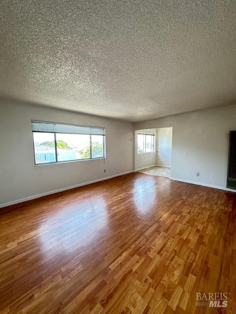 Detail Gallery Image 5 of 29 For 523 Branciforte St, Vallejo,  CA 94590 - 2 Beds | 1 Baths