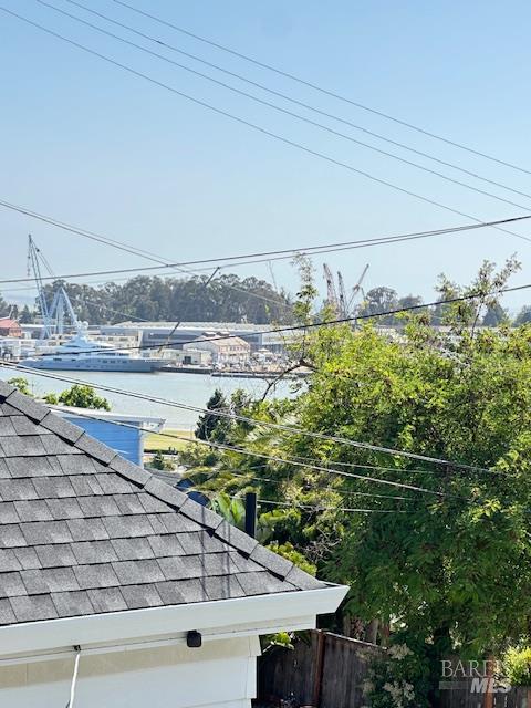 Detail Gallery Image 6 of 29 For 523 Branciforte St, Vallejo,  CA 94590 - 2 Beds | 1 Baths