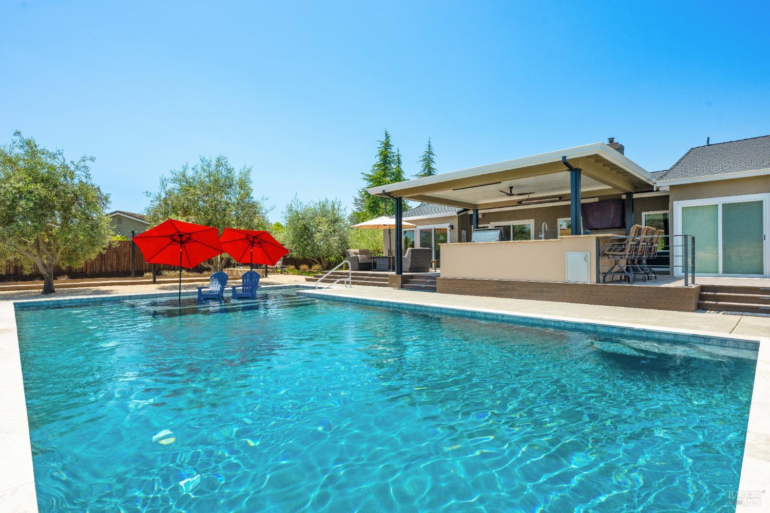 Detail Gallery Image 65 of 74 For 1051 Stonebridge Dr, Napa,  CA 94558 - 4 Beds | 3 Baths