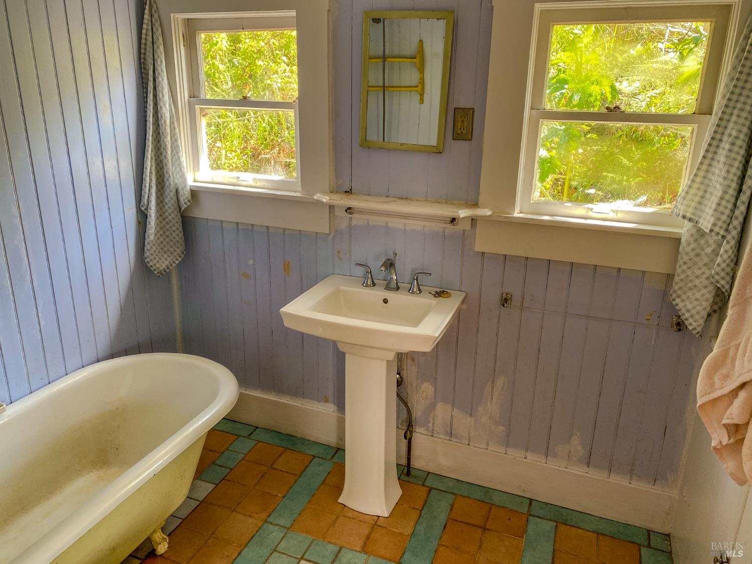 Detail Gallery Image 36 of 54 For 42000 Mountain View Rd, Manchester,  CA 95459 - 1 Beds | 1 Baths