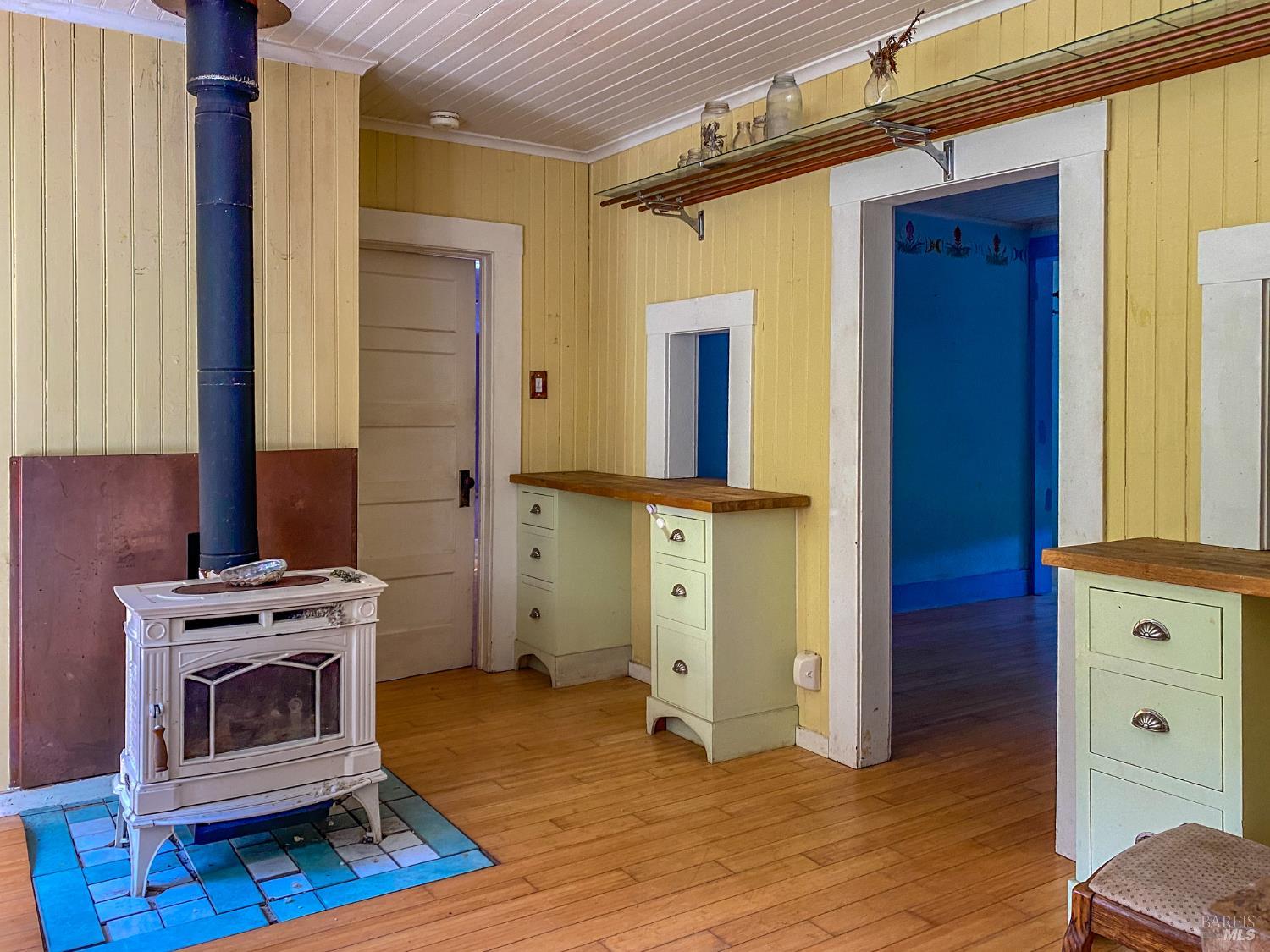 Detail Gallery Image 25 of 54 For 42000 Mountain View Rd, Manchester,  CA 95459 - 1 Beds | 1 Baths