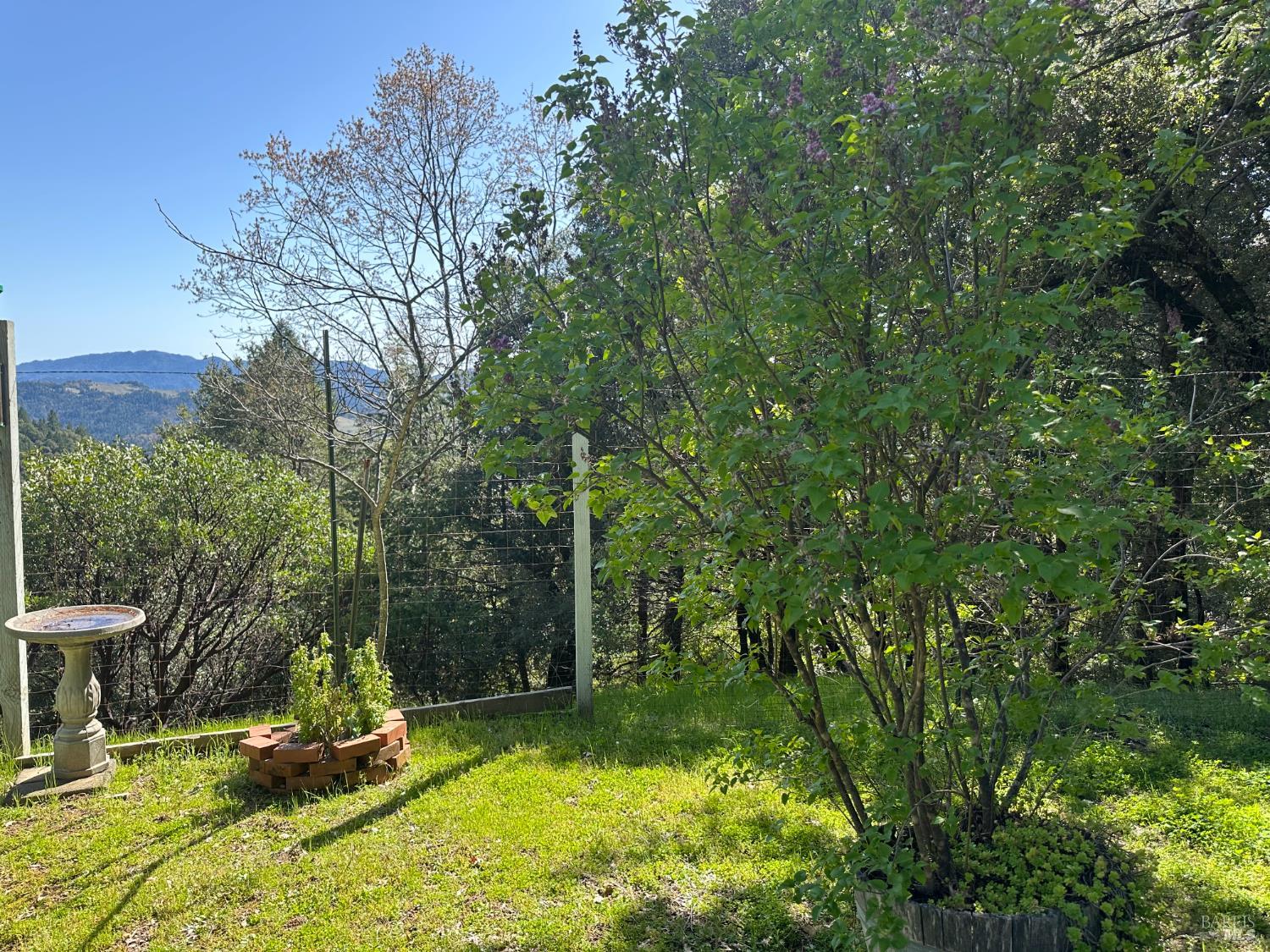Detail Gallery Image 4 of 36 For 59145 Bell Springs Rd, Laytonville,  CA 95454 - 2 Beds | 2 Baths