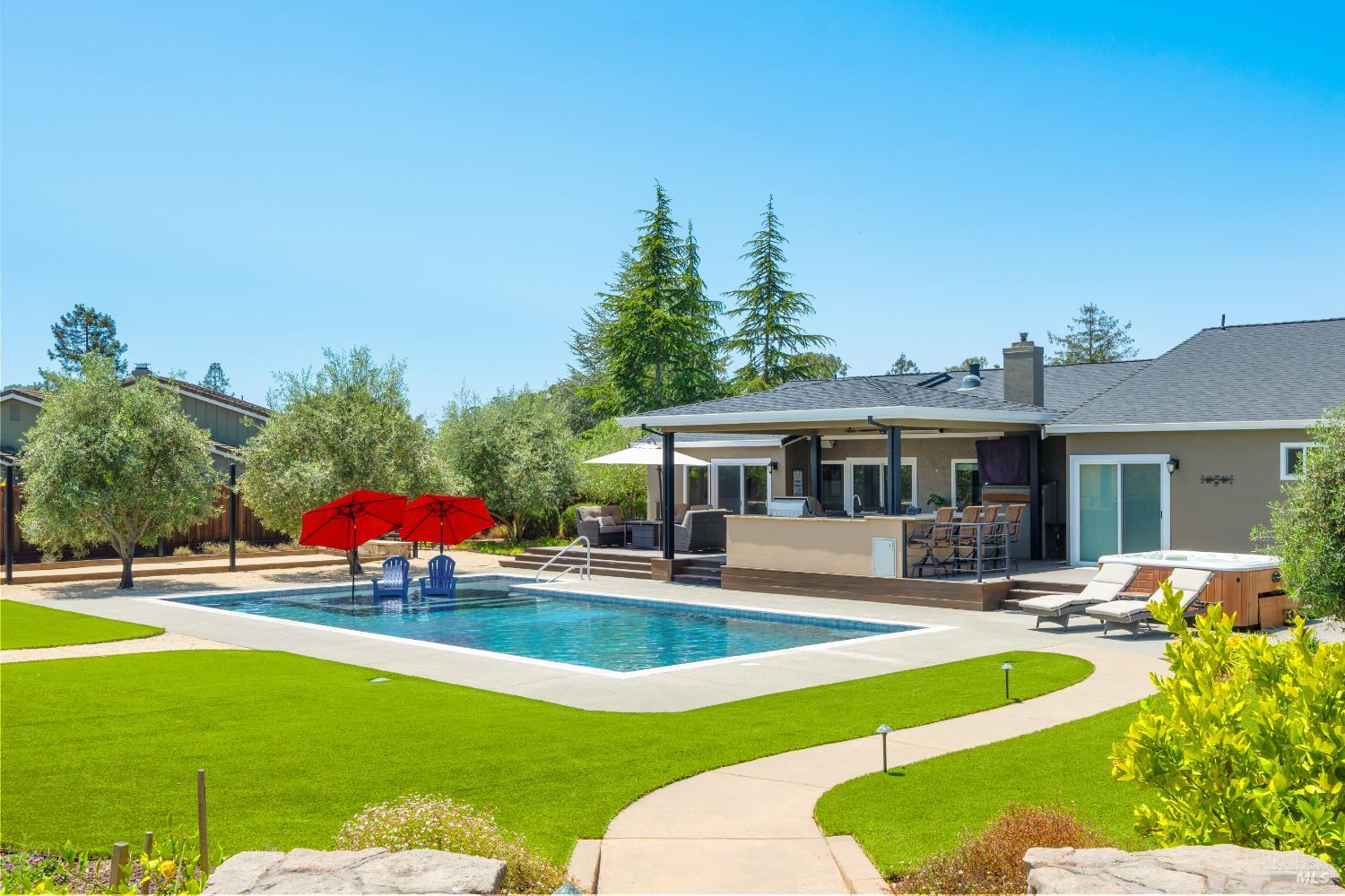 Detail Gallery Image 60 of 74 For 1051 Stonebridge Dr, Napa,  CA 94558 - 4 Beds | 3 Baths
