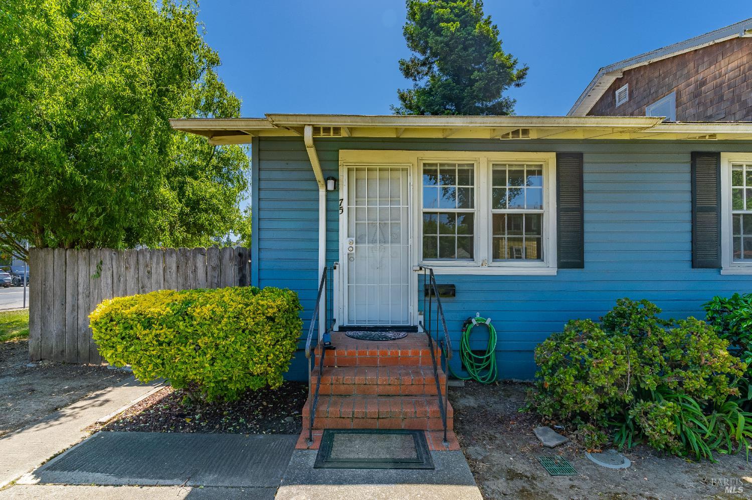 Detail Gallery Image 1 of 1 For 75 Baldwin St, Vallejo,  CA 94590 - 2 Beds | 1 Baths
