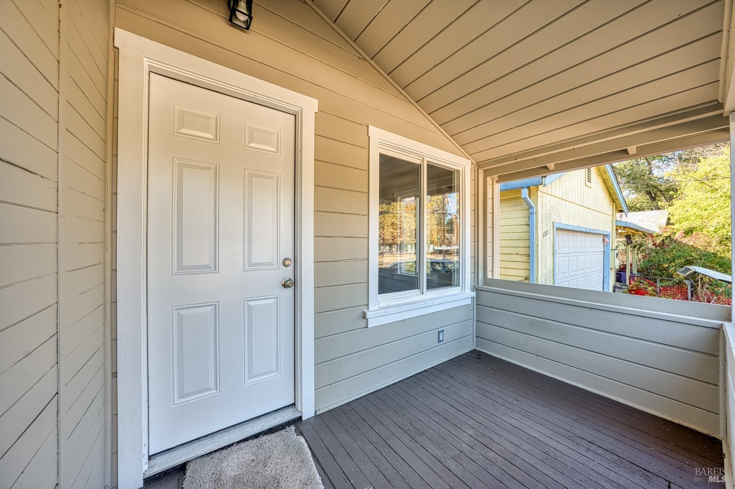 Detail Gallery Image 5 of 40 For 6061 1st Ave, Lucerne,  CA 95458 - 2 Beds | 1 Baths
