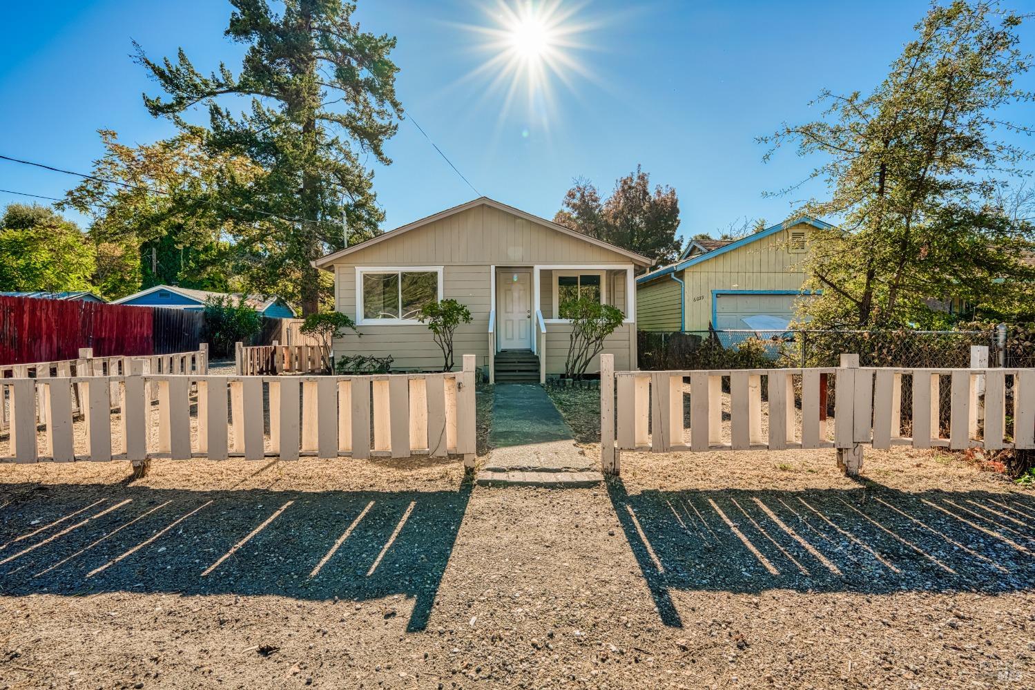 Detail Gallery Image 2 of 40 For 6061 1st Ave, Lucerne,  CA 95458 - 2 Beds | 1 Baths