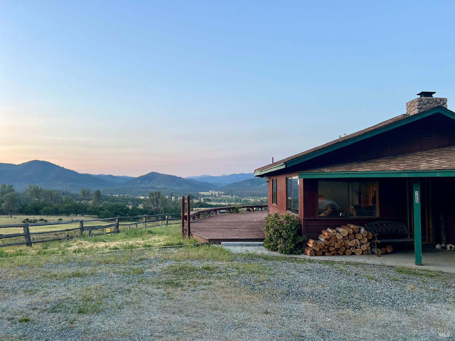 Detail Gallery Image 7 of 57 For 125 Cedar Gulch Rd, Hayfork,  CA 96041 - 2 Beds | 2 Baths