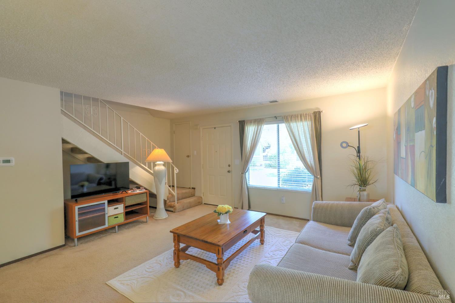 Harvest Lane, Santa Rosa, California image 13