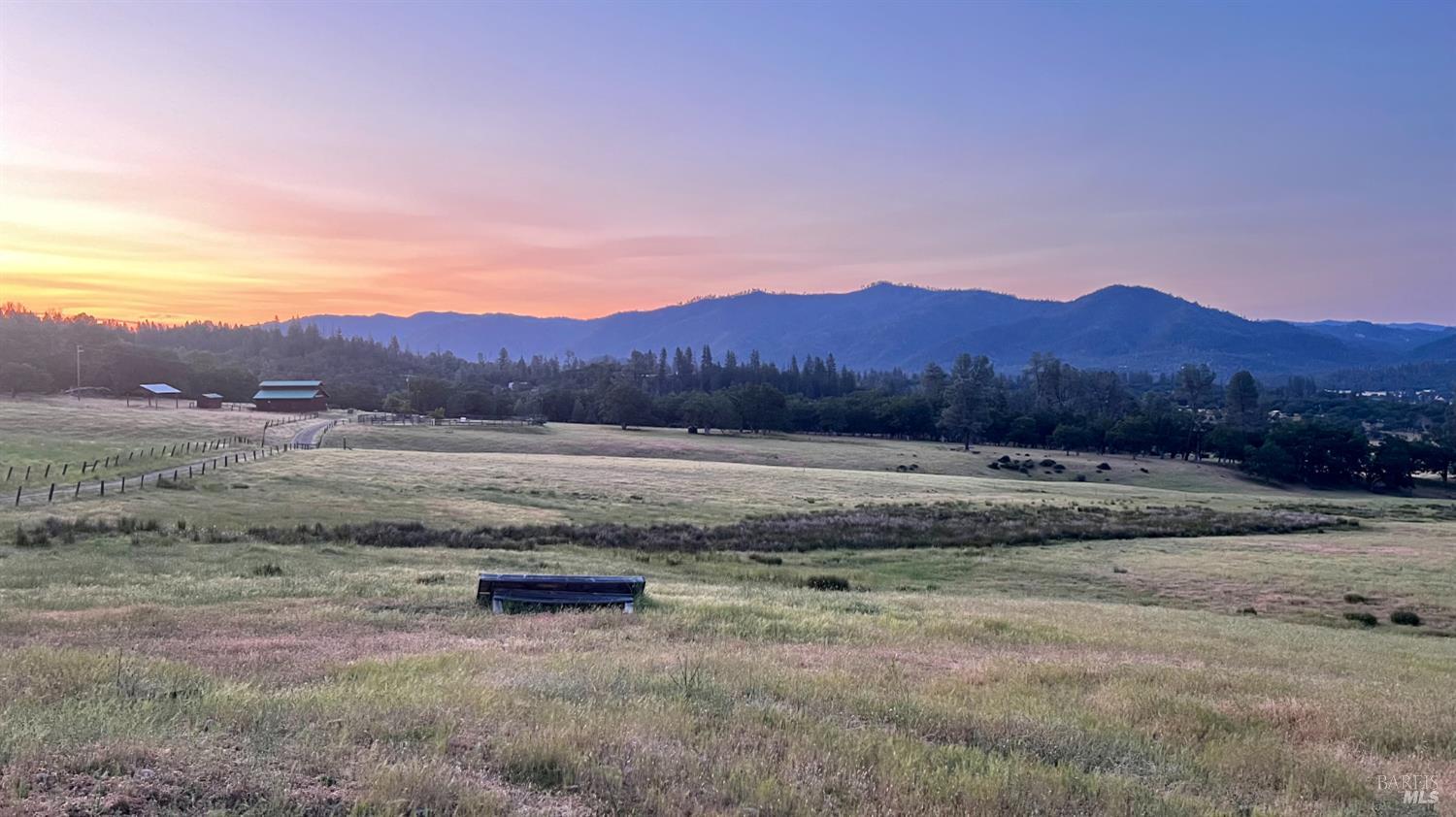 Detail Gallery Image 11 of 57 For 125 Cedar Gulch Rd, Hayfork,  CA 96041 - 2 Beds | 2 Baths