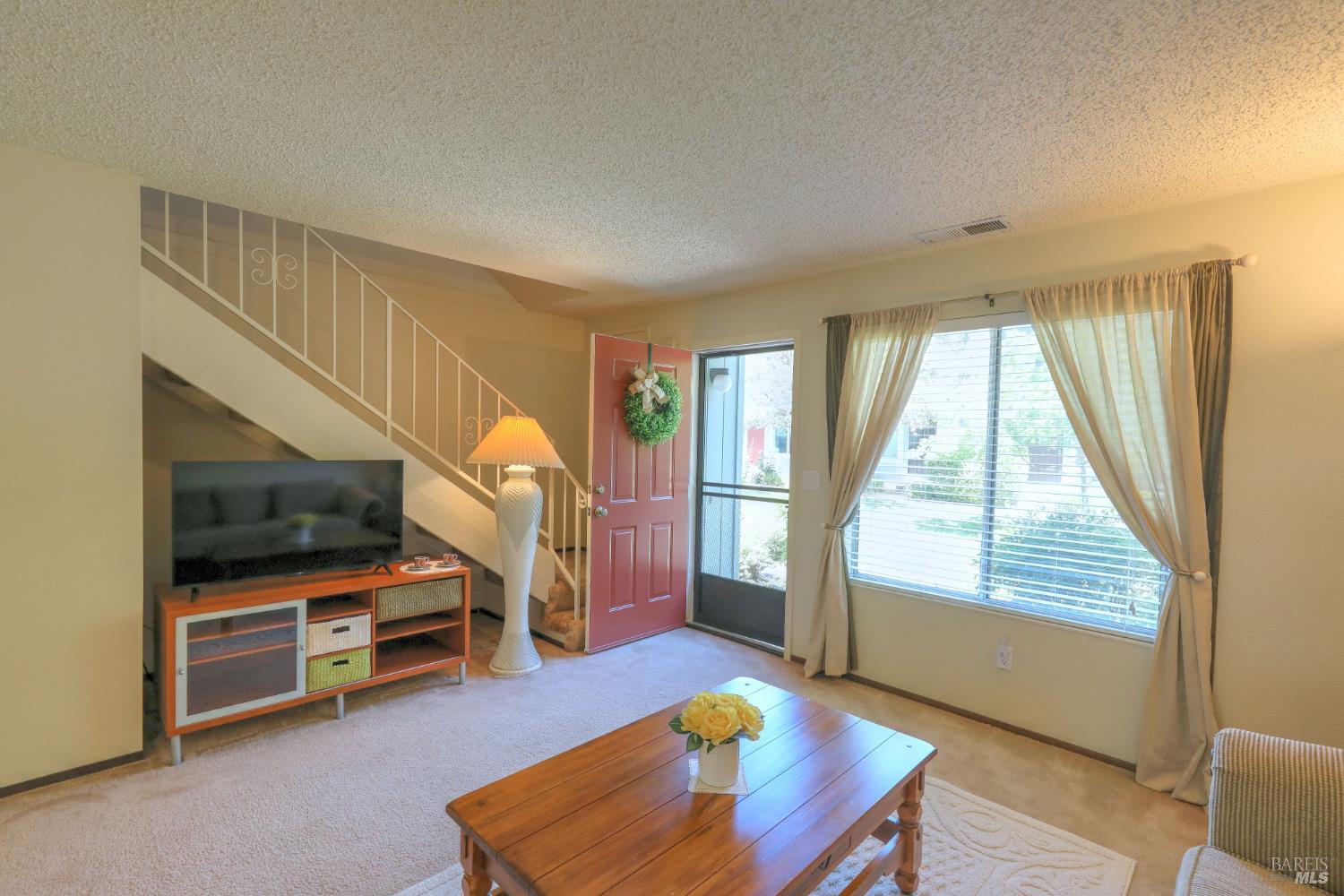 Harvest Lane, Santa Rosa, California image 14