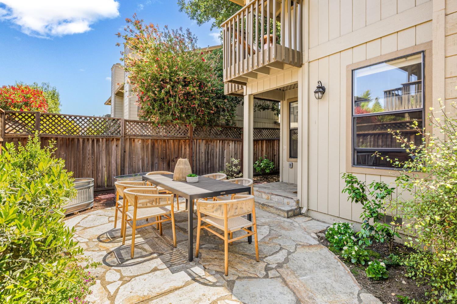 3222 Villa Lane