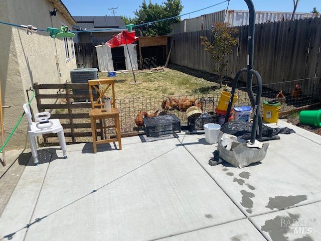 Detail Gallery Image 17 of 19 For 937 Pacific Ave, Fairfield,  CA 94533 - 4 Beds | 1/1 Baths