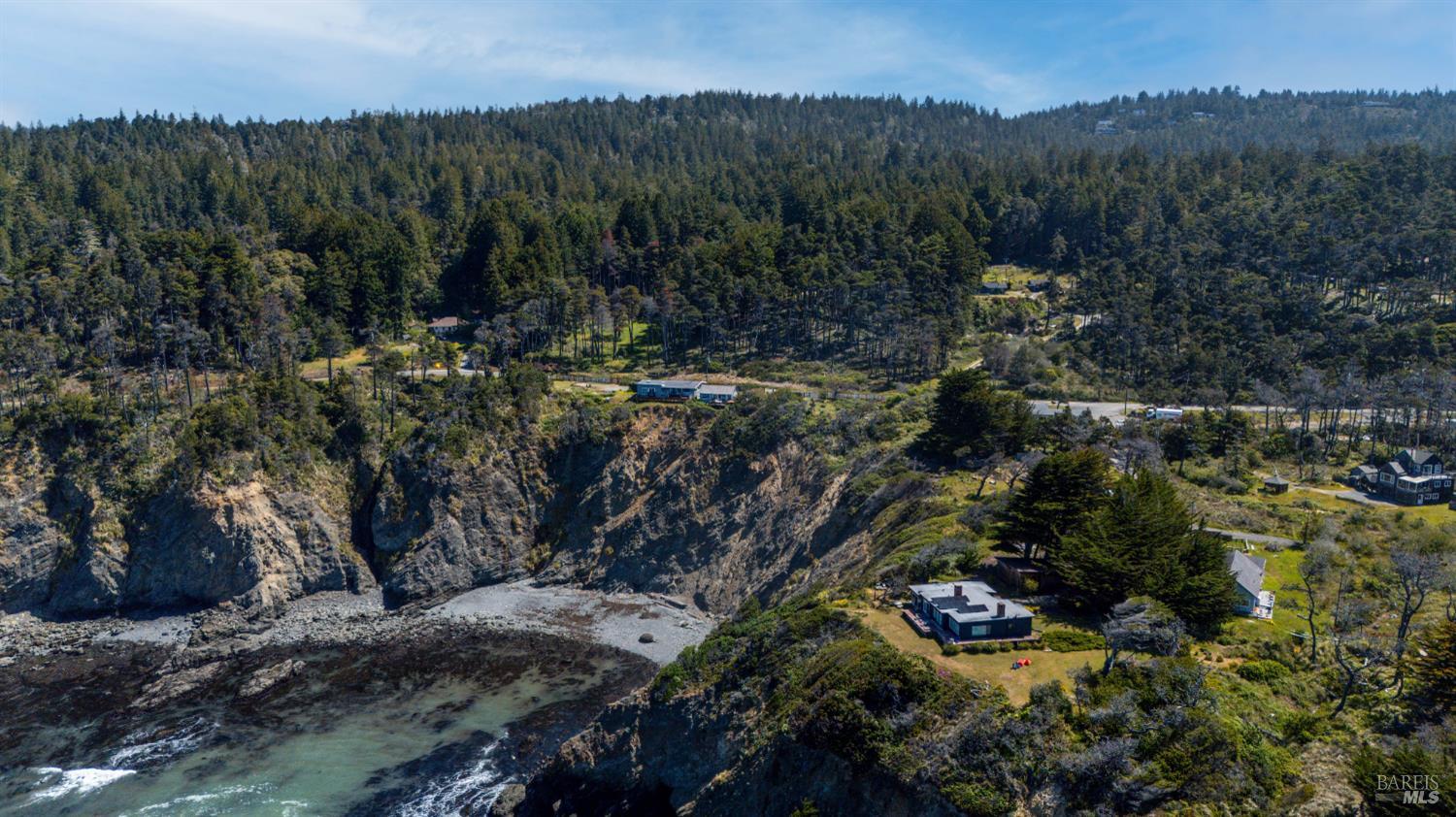 Detail Gallery Image 58 of 59 For 33500 S Highway 1 Unkn, Gualala,  CA 95445 - 3 Beds | 3 Baths