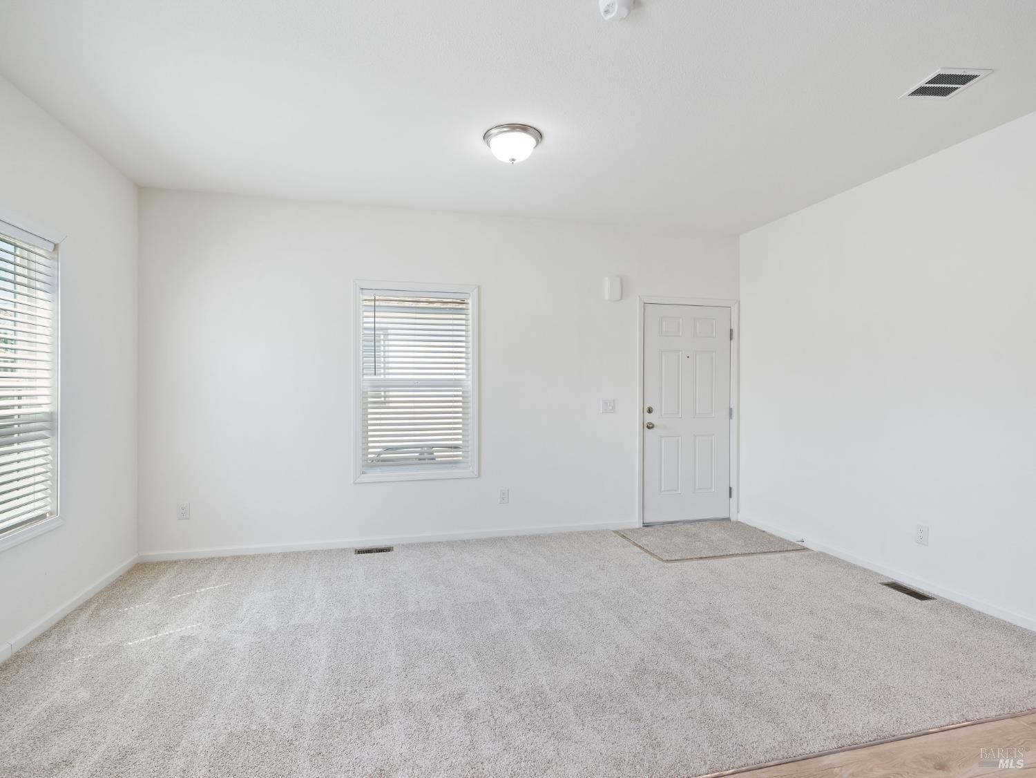Detail Gallery Image 21 of 35 For 311 Lake Mendocino Dr 9, Ukiah,  CA 95482 - 2 Beds | 1/1 Baths
